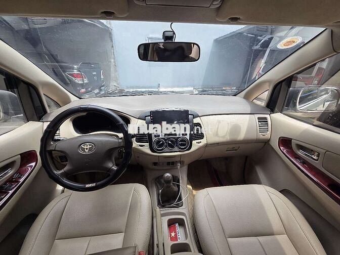 Toyota Innova Bạc 135240 km
