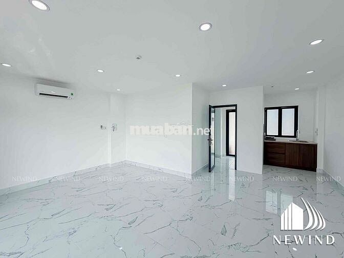 MBKD VĂN PHÒNG, SPA, NAIL, LỚP DẠY HỌC,… XE HƠI TRÁNH NHAU SÁT LOTTE