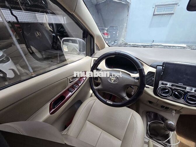 Toyota Innova Bạc 135240 km