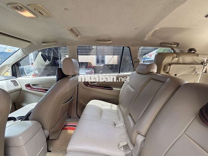 Toyota Innova Bạc 135240 km