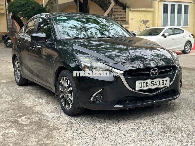 Mazda 2  màu Đen gia đình 1 chủ từ mới