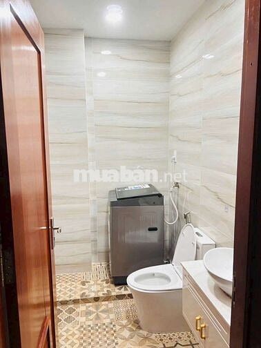 CHO THUÊ CĂN HỘ VẠN PHÚC, 2PN , DT 100M2 , 3 WC