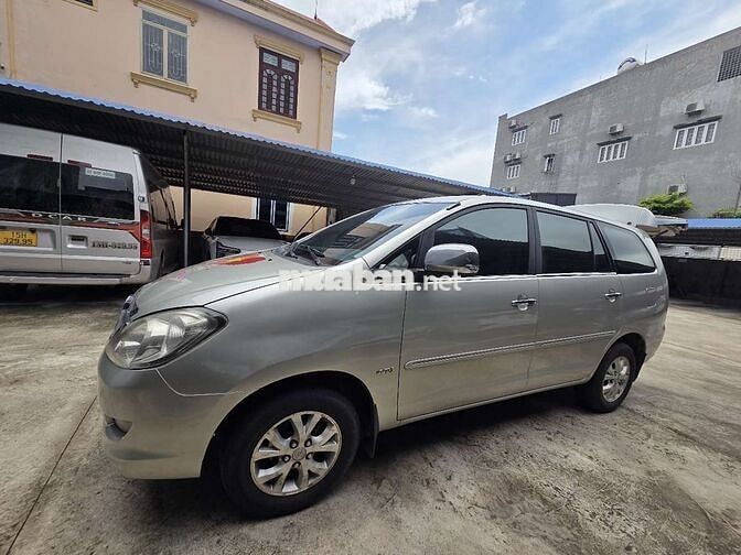 Toyota Innova Bạc 135240 km