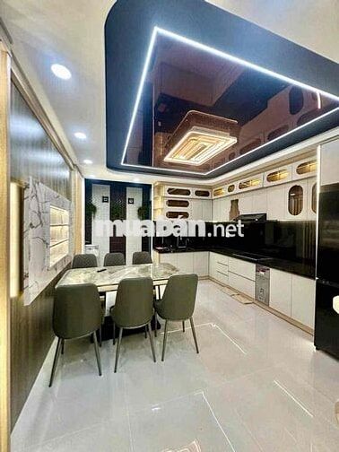 Cần bán Căn Nhà Đẹp 1 Trệt 1 Lửng 3 Lầu, Full Nội Thất