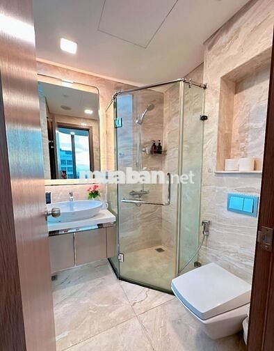 CĂN HOÀNG HÔN VIEW QUẬN 1 & SÔNG SÀI GÒN – CHỈ TỪ 1.X TR/ĐÊM!