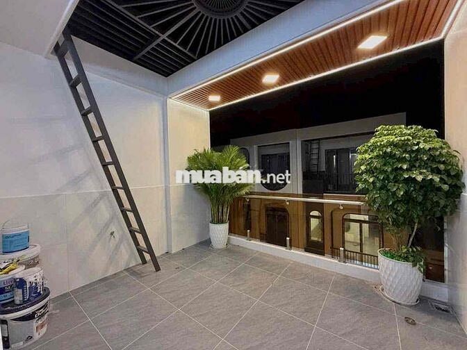 Cần bán Căn Nhà Đẹp 1 Trệt 1 Lửng 3 Lầu, Full Nội Thất