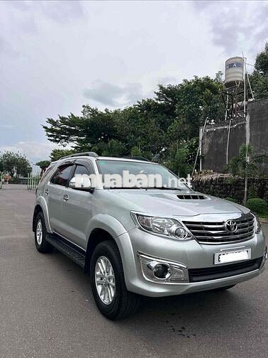 Toyota Fortuner 2014 2.5 G Bạc