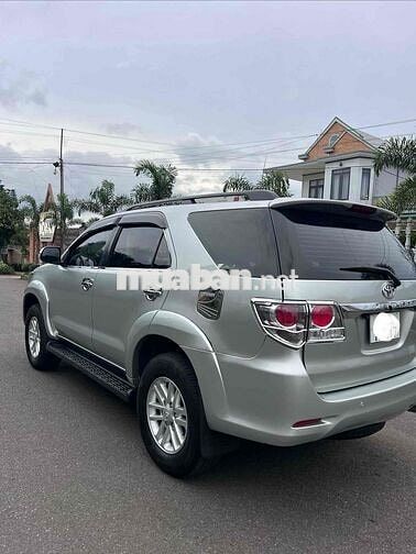 Toyota Fortuner 2014 2.5 G Bạc