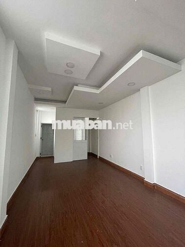Cho thuê Nhà Góc 2 MT 121 Lê Hồng phong Q5