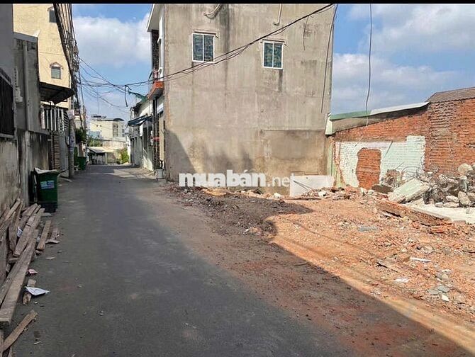 BÁN ĐẤT THỔ CƯ PHƯỜNG AN BÌNH NGAY CHỢ 50M2 GIÁ 2 TỶ 680