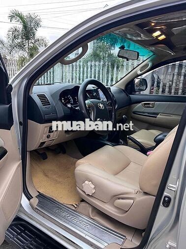 Toyota Fortuner 2014 2.5 G Bạc
