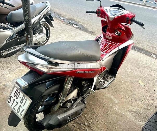 Honda Air Blade Đỏ bạc 2012