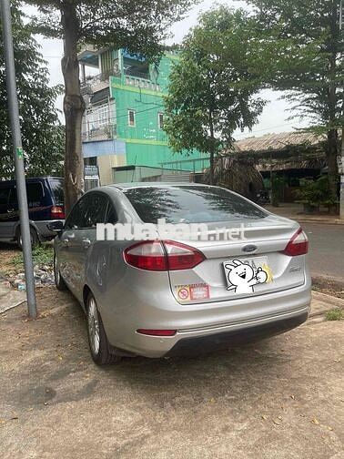 Ford Fiesta 2014 Bạc 130000 km