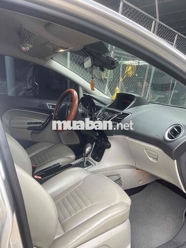 Ford Fiesta 2014 Bạc 130000 km