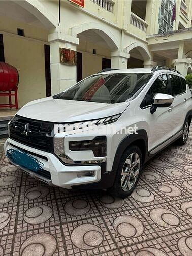xpander cross bao nợ xấu. góp tay đôi
