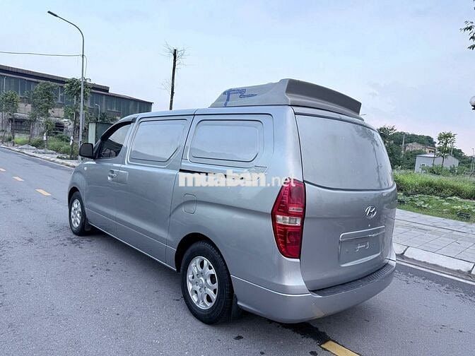 Hyundai Starex 2012 số Tự Động