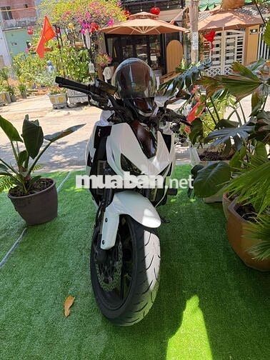 Kawasaki Z1000 bản 2015 Cam đen