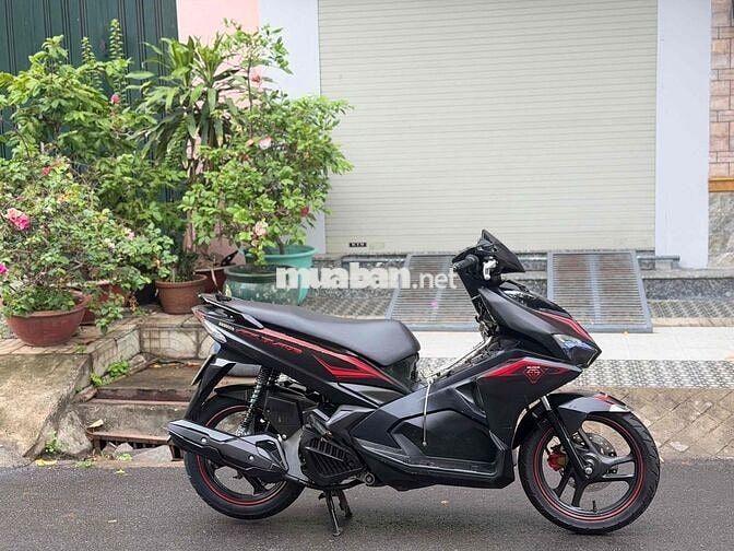 Honda Ab 2017 chính chủ xe đẹp máy zin