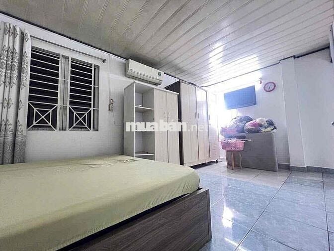 Nhà Nguyên Căn, Cho thuê lâu dài. Thị Trấn Nhà Bè hẻm 4m