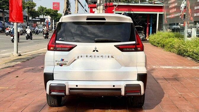 Mitsubishi Xpander Cross 2025 - SIÊU LƯỚT