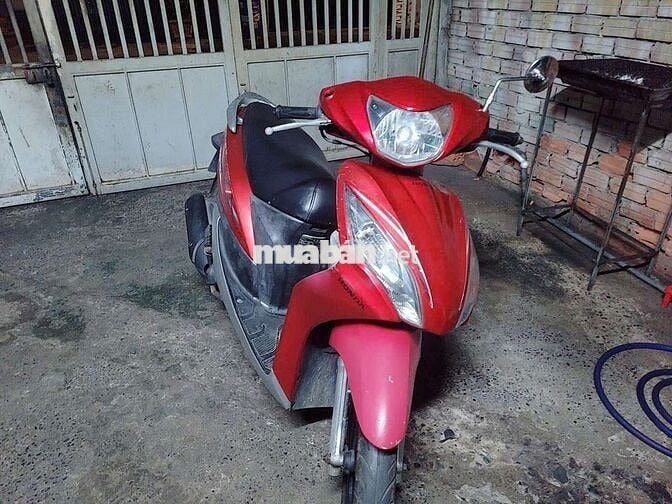 Honda Vision 2013 màu Đỏ