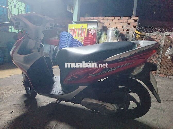 Honda Vision 2013 màu Đỏ