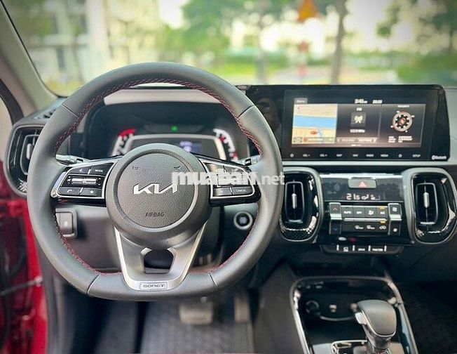 KIA Sonet 2023 Premium Mới Lăn Bánh - 4100km