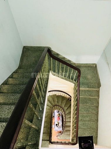 Bán nhà mặt tiền 68m2, 15,5 tỷ 4 lầu ngay khu Bàu Cát Quận Tân Bình