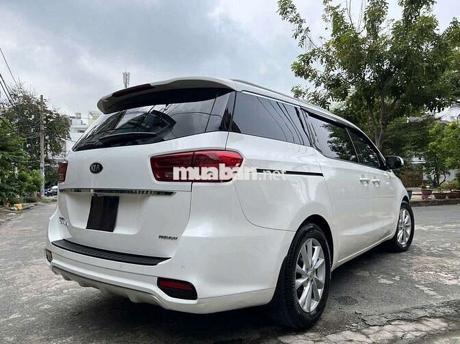 KIA SEDONA 2019 Trắng 54048 km