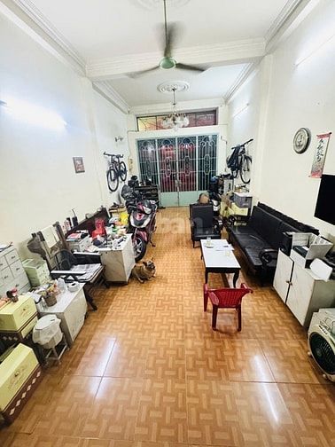 Bán nhà mặt tiền 68m2, 15,5 tỷ 4 lầu ngay khu Bàu Cát Quận Tân Bình