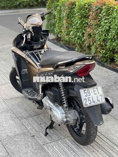 Honda Air Blade 2012 Đen, Vàng đồng bstp xe đẹp