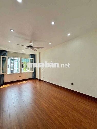 CHỈ 13TR THUÊ NGAY NHÀ TĐC NGỌC THỤY 6 TẦNG – THANG MÁY–GARA Ô TÔ–3PN 