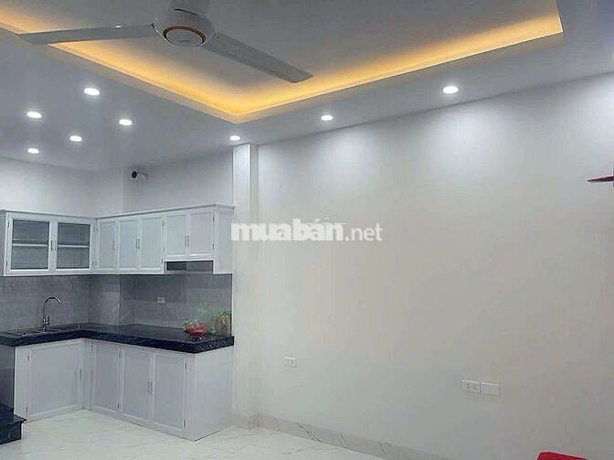 CHO THUÊ NHÀ 4TÂNG  NGUYÊN CĂN PHỐ GIA QUẤT – BỒ ĐỀ ,NỘI THẤT CƠ BẢN