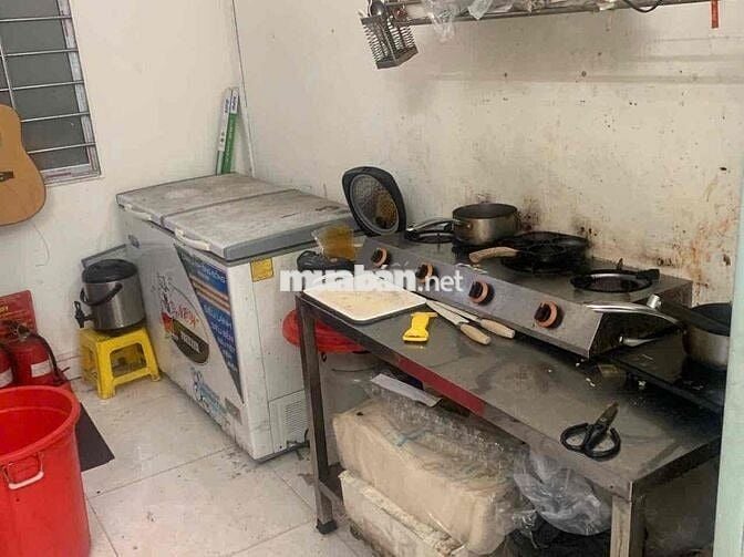 Cho Thuê MB đường Cộng Hoà Vỉa Hè Rộng Rãi