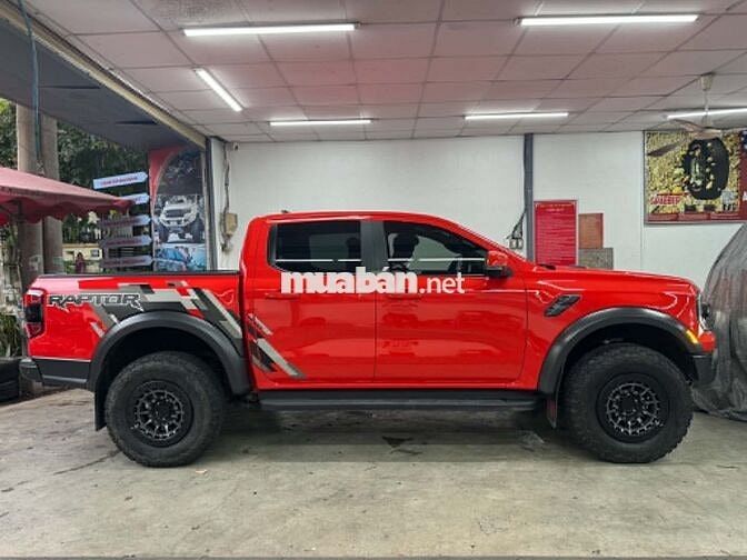 Ford Raptor 2024 Đỏ 26.000km chính chủ bán