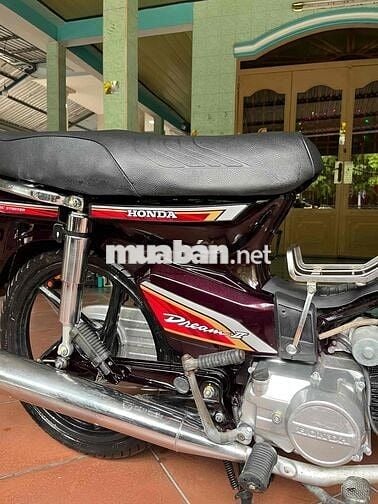 Honda Dream màu Nâu đỏ