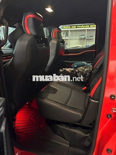 Ford Raptor 2024 Đỏ 26.000km chính chủ bán