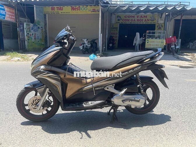 Honda Air Blade 2012 Nâu đen