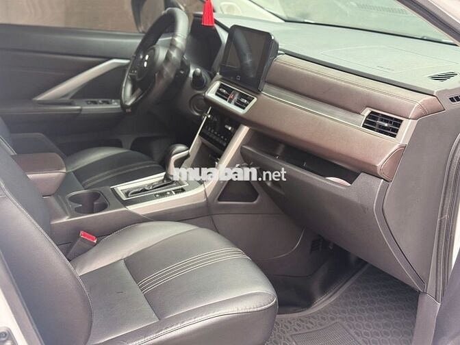 Mitsubishi Xpander Premium 2023 Trắng