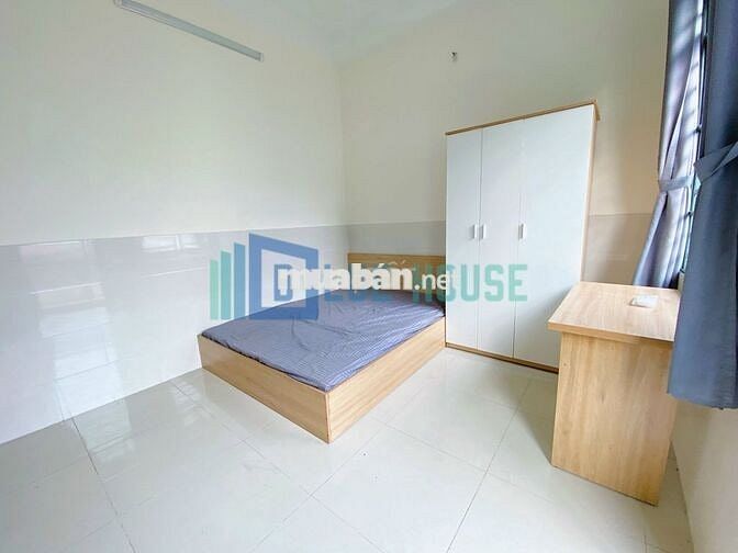 Phòng Ban Công rộng, đẹp đối diện Etown Cộng Hòa, Phường 13 cũ, TB