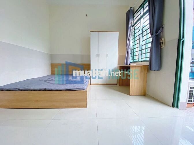 Phòng Ban Công rộng, đẹp đối diện Etown Cộng Hòa, Phường 13 cũ, TB