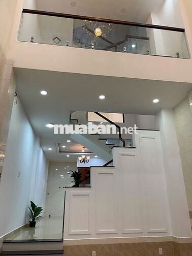 Chủ cho thuê nhà  DT:4x13 gía 1,5,5tr,nhà 1 tr,1 lửng 2 lầu ,HBP,TĐ