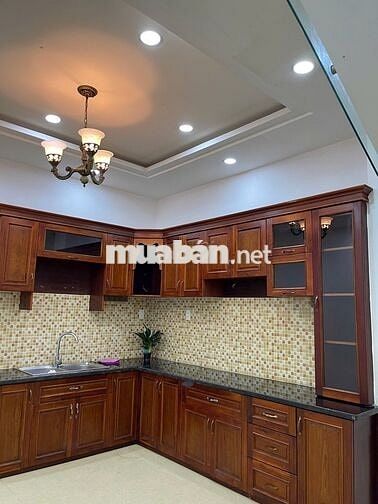 Chủ cho thuê nhà  DT:4x13 gía 1,5,5tr,nhà 1 tr,1 lửng 2 lầu ,HBP,TĐ