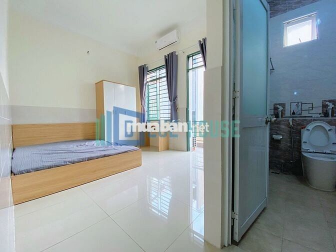 Phòng Ban Công rộng, đẹp đối diện Etown Cộng Hòa, Phường 13 cũ, TB