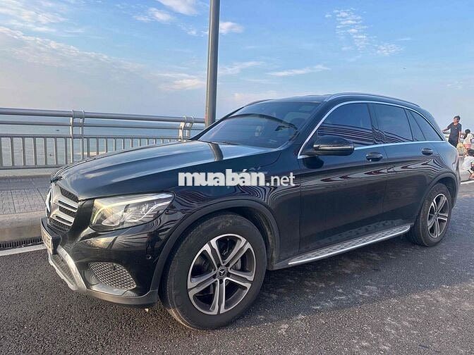 Mercedes GLC 200 2018 Đen 58k dặm