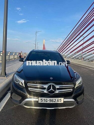 Mercedes GLC 200 2018 Đen 58k dặm