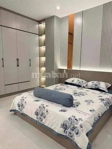 🔥 HIẾM CÓ KHÓ TÌM – NHÀ ĐẸP MẶT TIỀN TRUNG TÂM, Ô TÔ NGỦ TRONG NHÀ 🔥