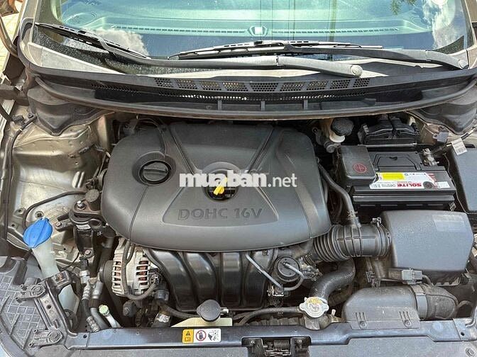 Kia K3 2015 Vàng cát 5 chỗ
