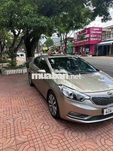 Kia K3 2015 Vàng cát 5 chỗ
