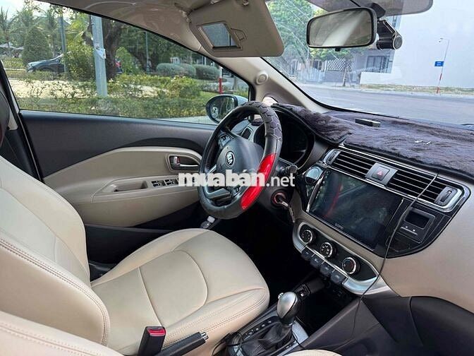 Kia Rio 2016 Trắng Tự động